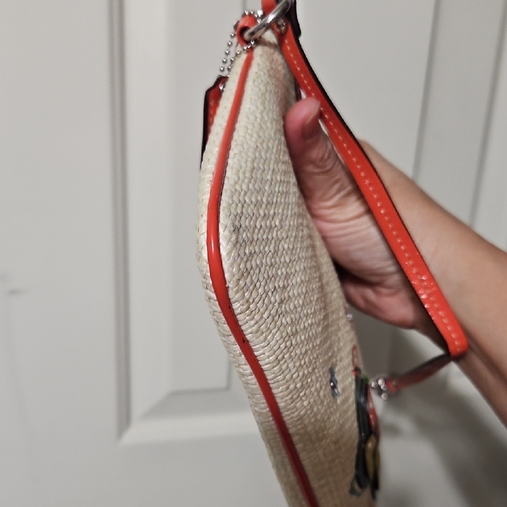 Coach EUC Multicolor Butterfly Clutch Straw. Rare - Picture 9 of 11